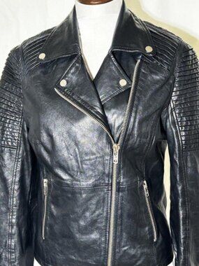 Barney's Original Black Leather Jacket Women's sz Small Moto Pleating Zippers